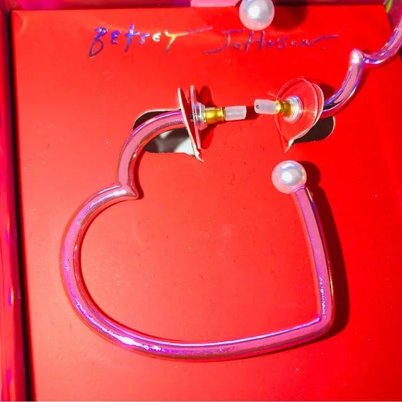 Authentic Betsey Johnson Earrings - Hot Pink Hoop Hearts With Pearl, NIB - Picture 5 of 12